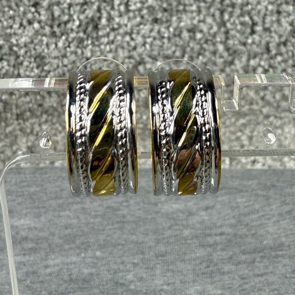Gold Silver-Tone Cuff Bracelet Hoop Earrings Textured Design Jewelry Set - Picture 15 of 16